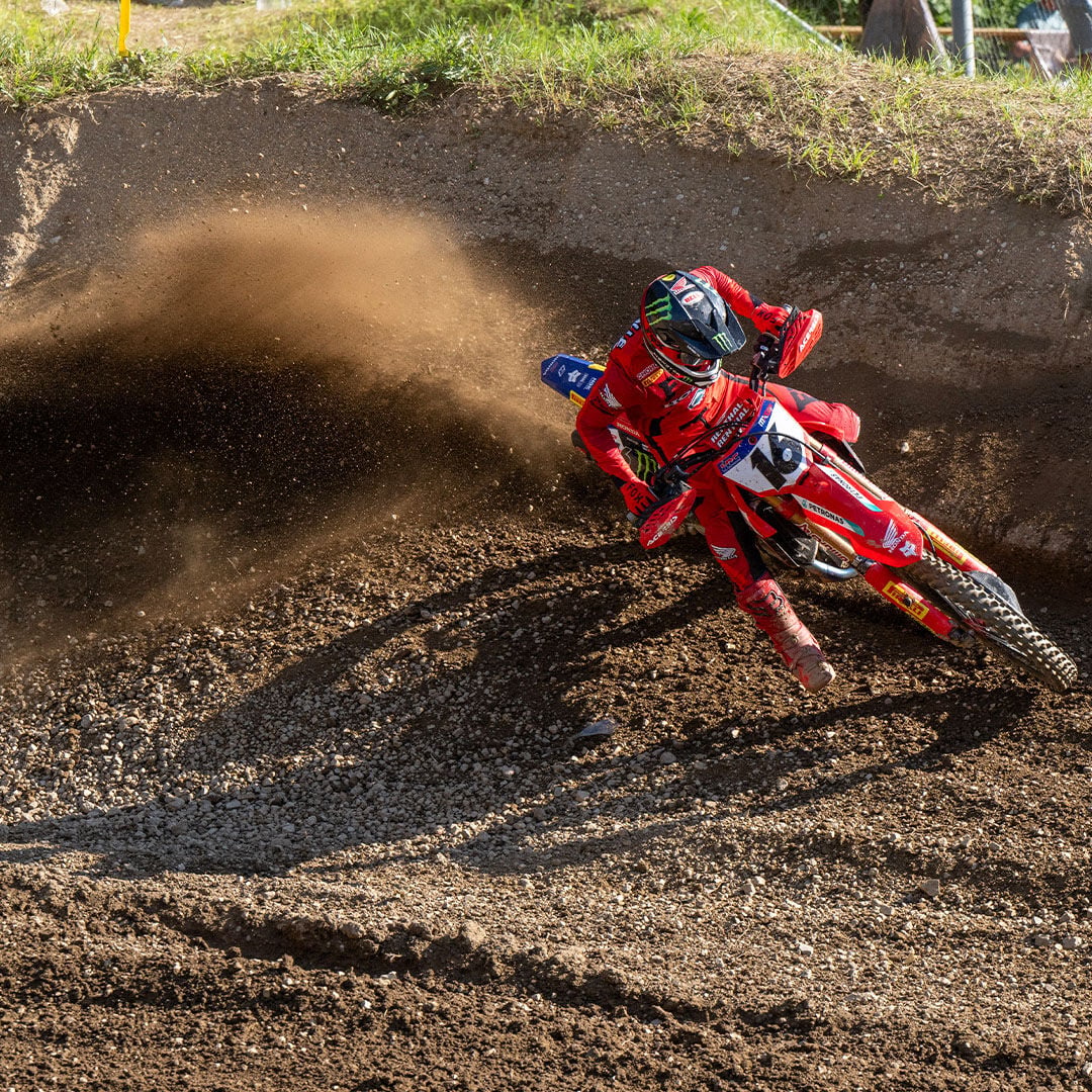 Flexair Arc Chili Action Image
